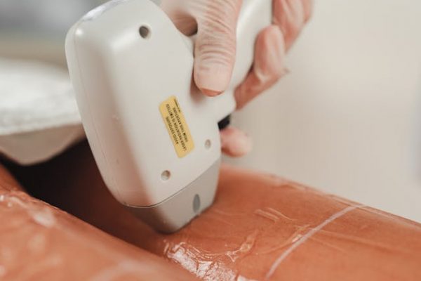 告別毛躁,迎接絲滑新自我,感受 Lumière鐳射脫毛療程魅力